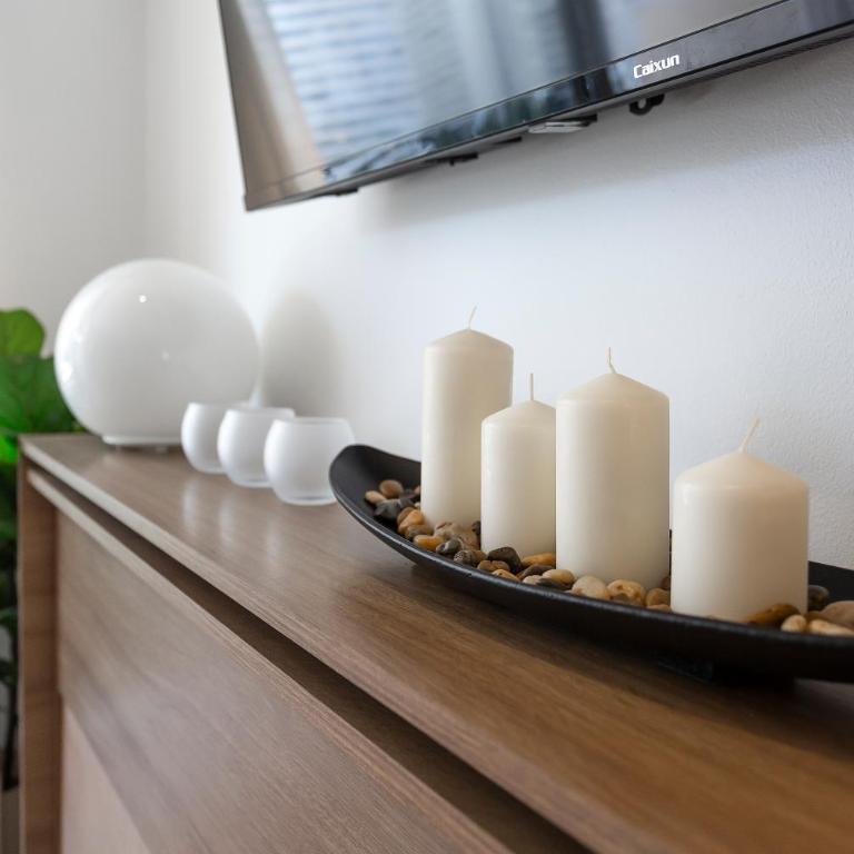 Depto a pasos del Parque Arauco con Piscina y Aire Acondicionado - Two-Bedroom Apartment - 14