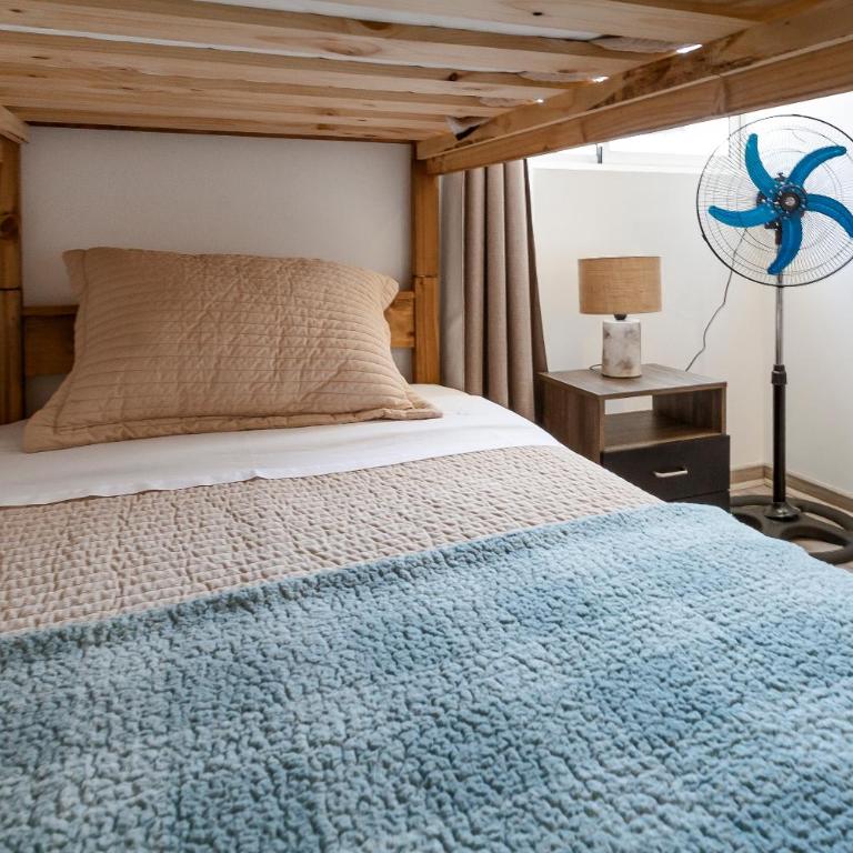 Depto a pasos del Parque Arauco con Piscina y Aire Acondicionado - Two-Bedroom Apartment - 29