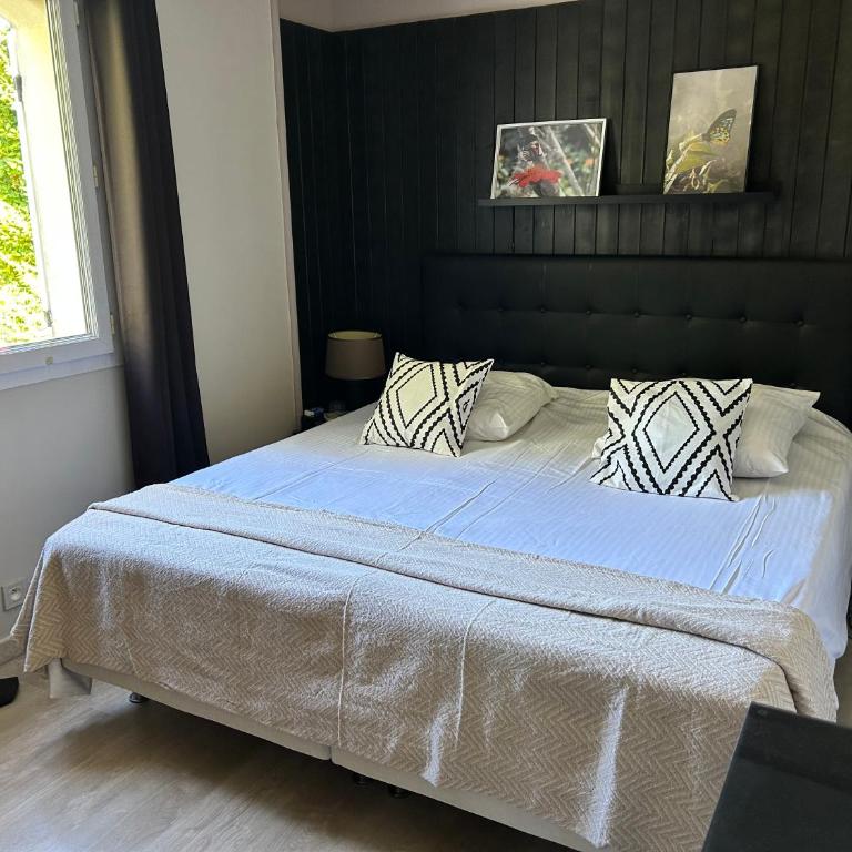 Les hirondelles Piscine privée climatisation billard calme 4 lits - Villa con piscina privada - 18
