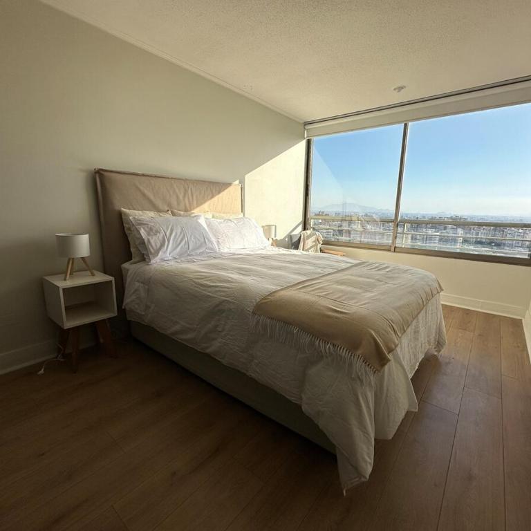 Modern Apartment Full View and Top Location - Room #1584149401 - 13