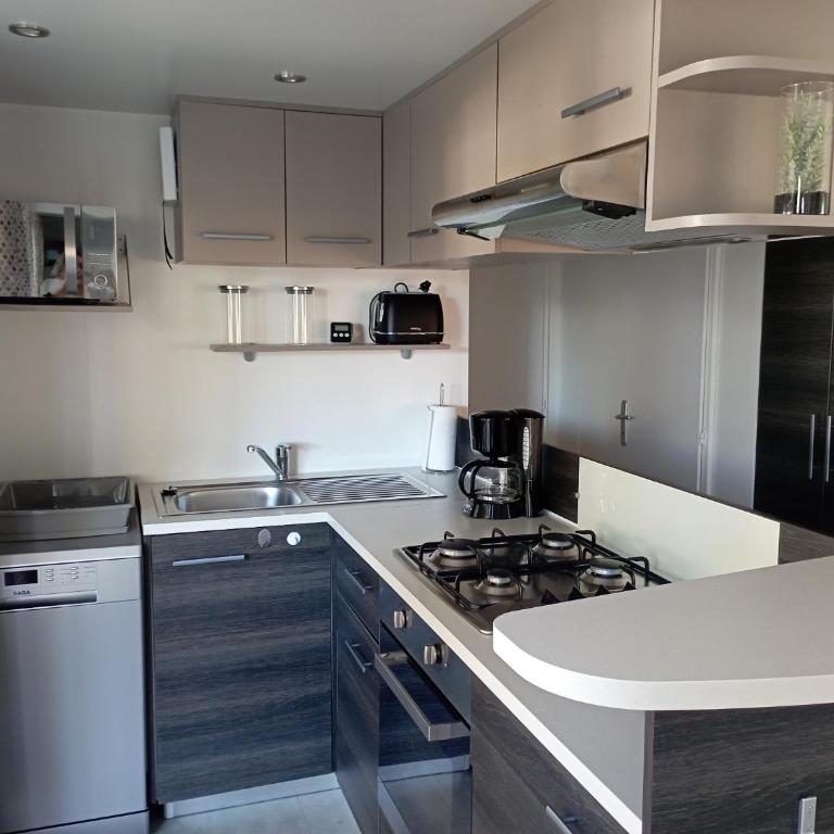 Mobil-home 6 personnes Camping 4 etoiles - Bungalow - 2