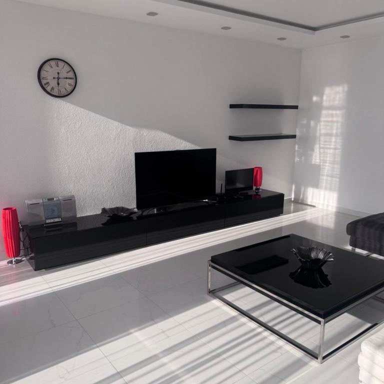 Sea Whisper Villa - Villa with Sea View - 10
