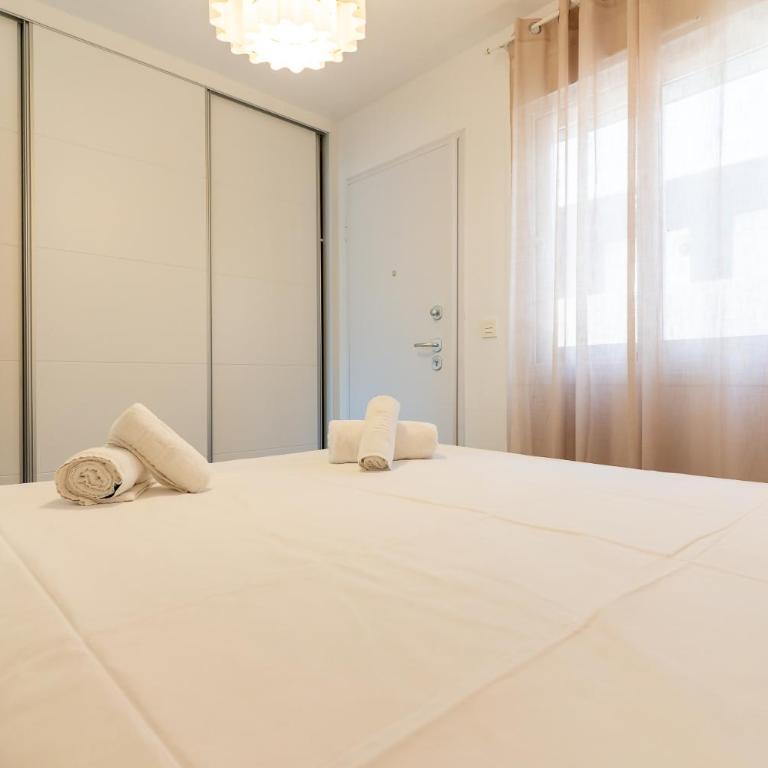 rentafive - Chalet - Piscina - Nuevo - Chalet - 16