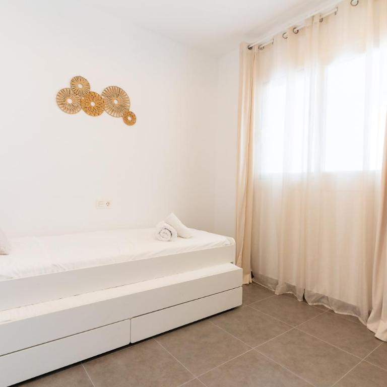 rentafive - Chalet - Piscina - Nuevo - Chalet - 18