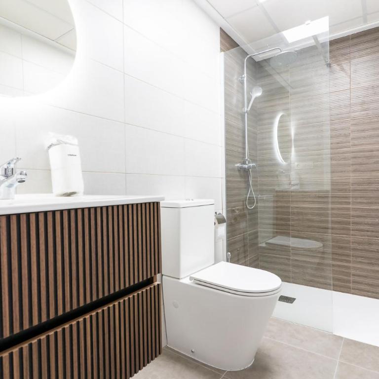 rentafive - Chalet - Piscina - Nuevo - Chalet - 23