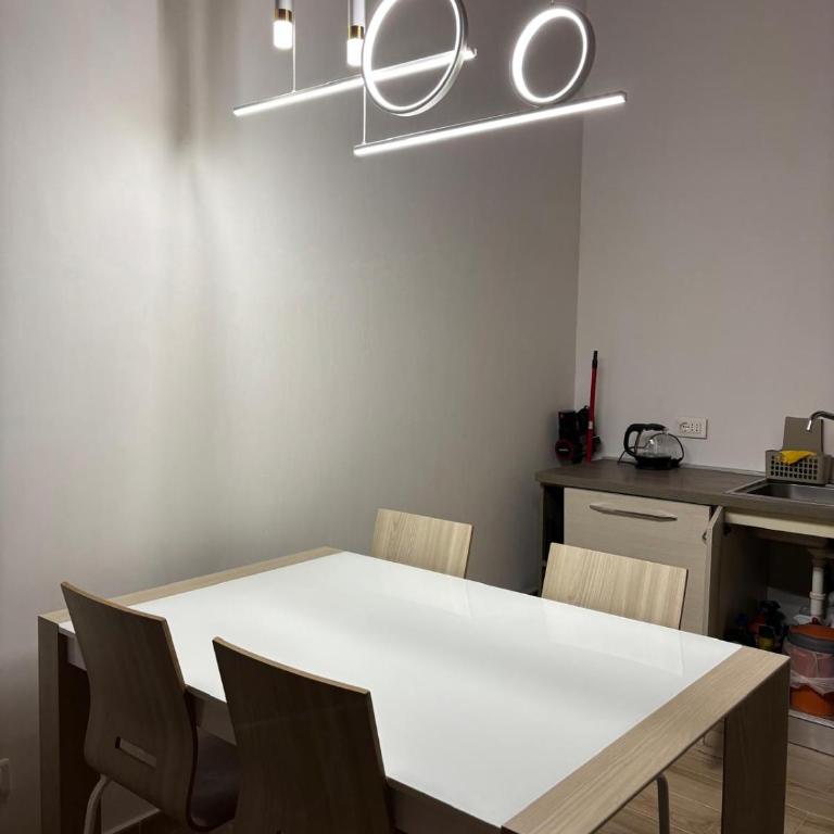 Modern 2-Bedroom flat with Balcony & Scicli View - Appartamento con 2 Camere da Letto - 11