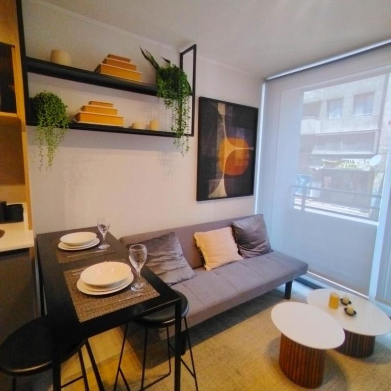 SantiaGO Centro Historico Metro Parque ALmagro - One-Bedroom Apartment - 1