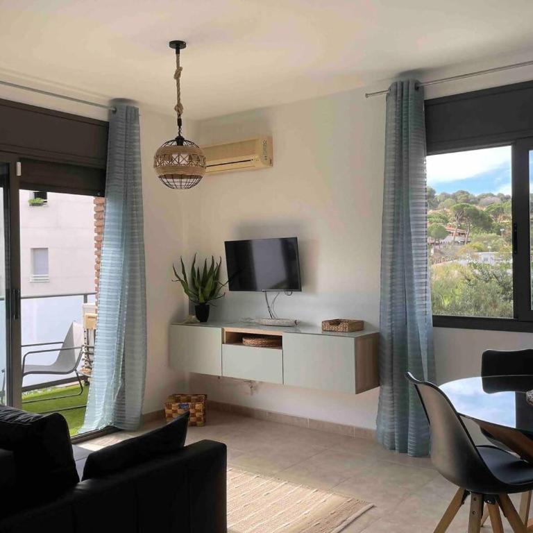 Bonito piso con terraza y piscina, cerca del mar - Apartamento - 2