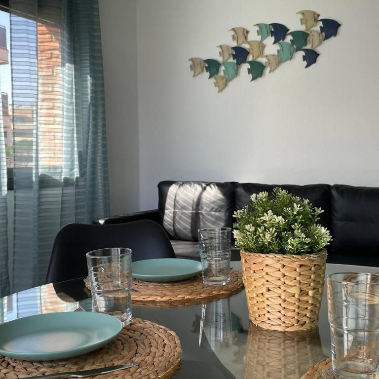 Bonito piso con terraza y piscina, cerca del mar - Apartamento - 5