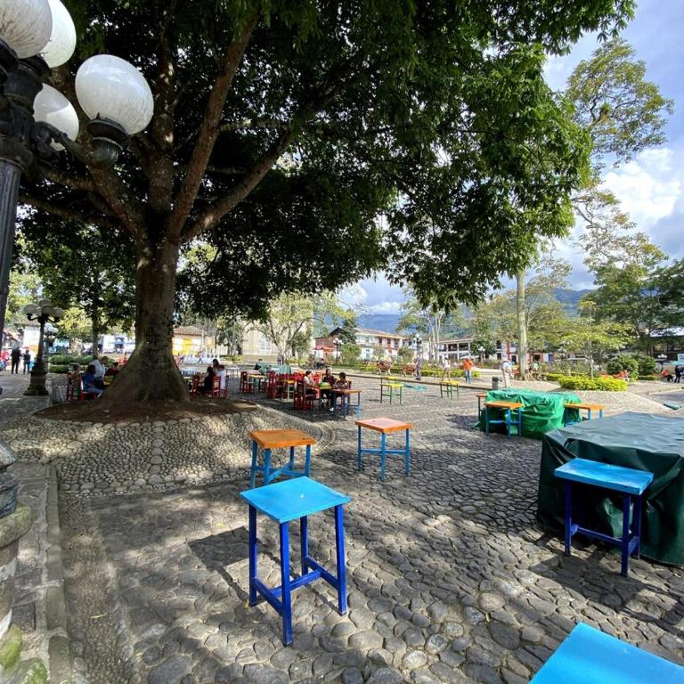 Rustic Coffee Cabin BBQ WiFi Jardín Antioquia - Room #1584199001 - 34