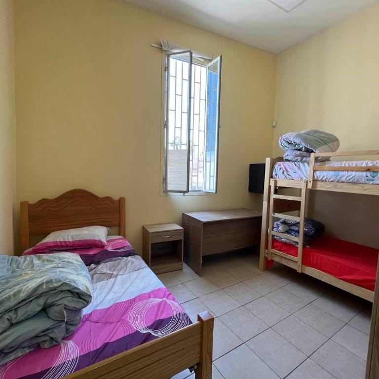 Departamento 1er piso,full amoblado, centro Arica - Two-Bedroom Family Apartment - 10