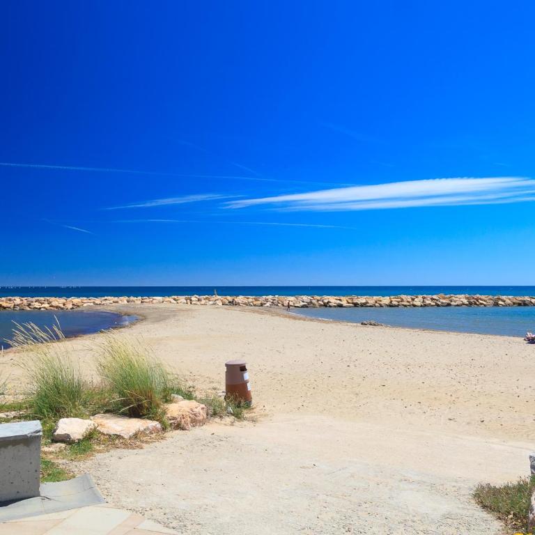 UHC Gladiols Family Apartments - Apartamento de 3 dormitorios con vistas al mar - 38