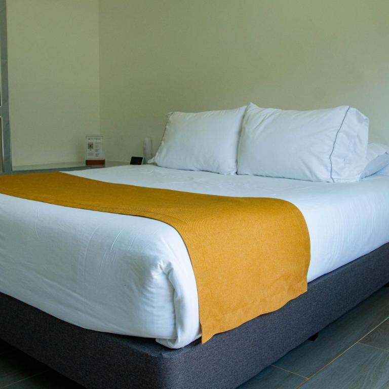Hotel PAUCHÉ Topiario Zapatoca - Habitación Familiar con vistas a la montaña - 10