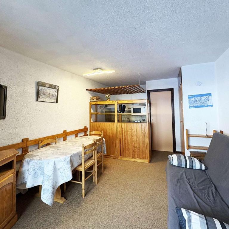Studio 4 personnes au cœur des Orres 1650 avec accès direct aux pistes et commerces - FR-1-322-553 - Studio - 11