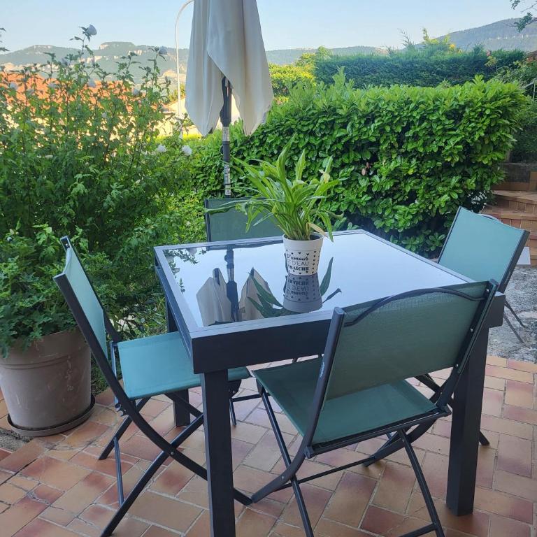 Cozy Apartment in Millau Private Terrace Pouncho - Appartement - 4