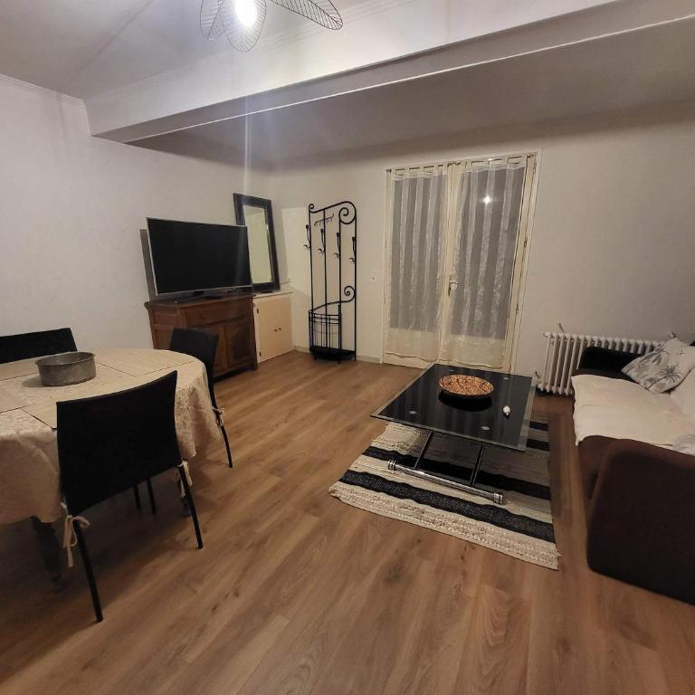 Cozy Apartment in Millau Private Terrace Pouncho - Appartement - 8