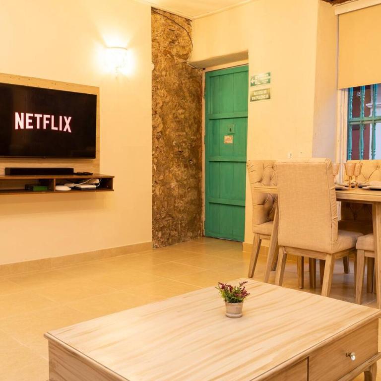 Casa Quero 914, 3br Old city wifi jacuzzi - Three-Bedroom House - 9