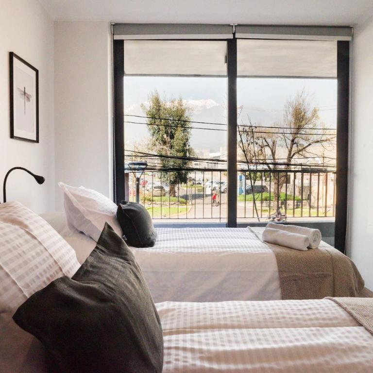 Stylish 2BR Getaway for 5 in Las Condes Oasis - Apartment - 4