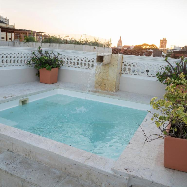 Casa Quero 954 COZY HOUSE ROOFTOP POOL AC OLD CITY - Apartment - 2