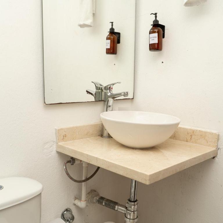 Casa Quero 954 COZY HOUSE ROOFTOP POOL AC OLD CITY - Apartment - 27