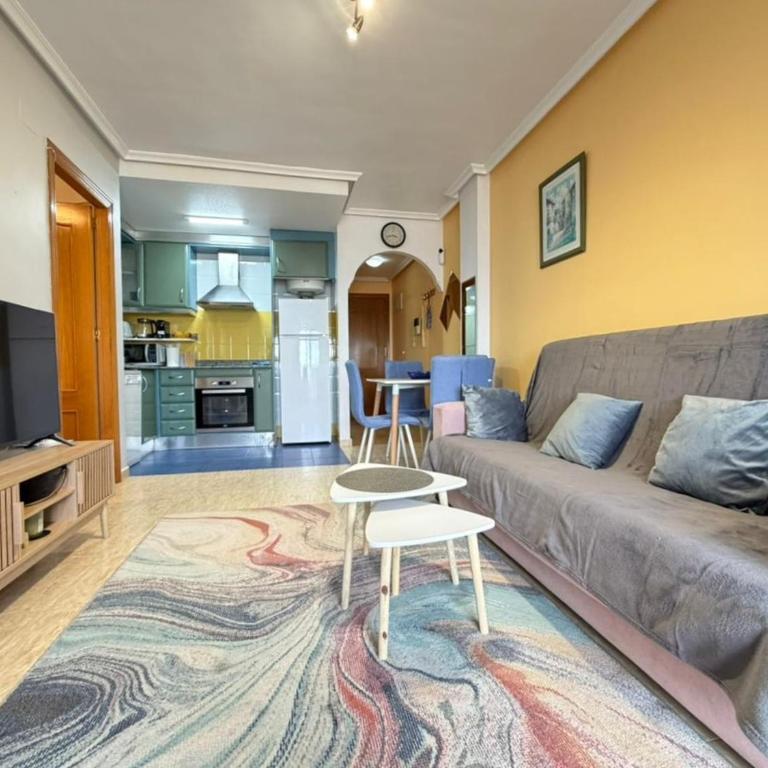 Sunny First Line Apartment by Los Locos Beach - Apartamento de 2 dormitorios - 1