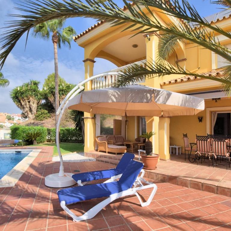 Charming villa with private pool in Mijas Costa - Villa con piscina privada - 3