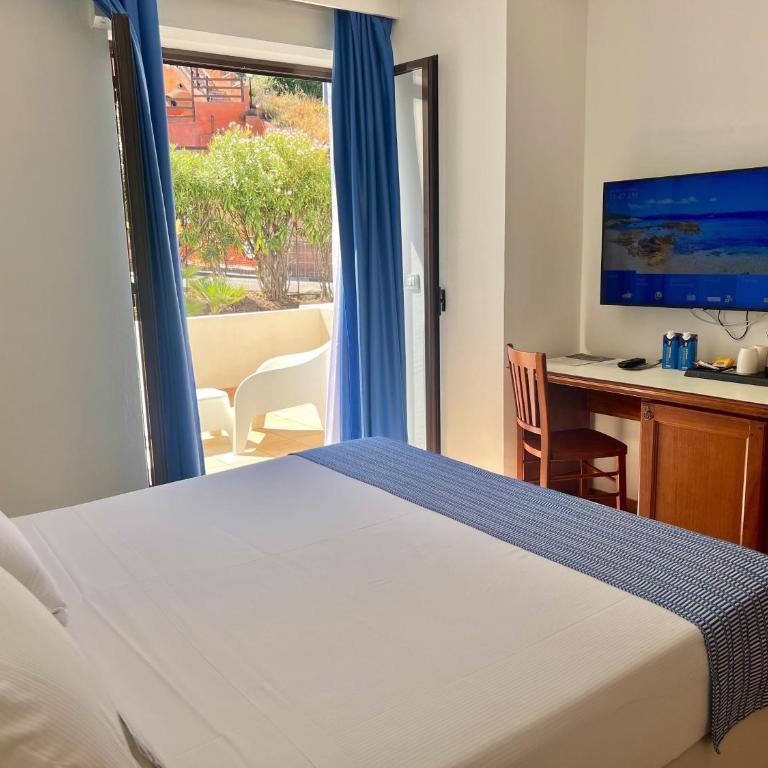 Hotel Blumarea, BW Signature Collection - Comfort Queen Room with Terrace - 1