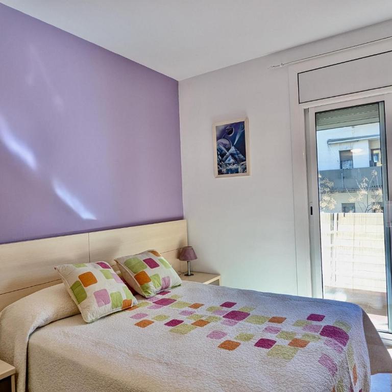 EVH125 Apartamento con balcon cerca del centro - Apartamento - 45