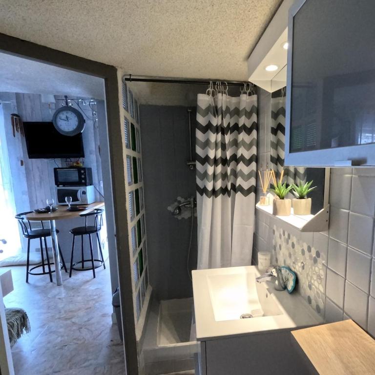 COCON DUPLEX-TERRASSE, L'Amélie d'Élo - Appartement 1 Chambre - Vue sur Jardin - 13