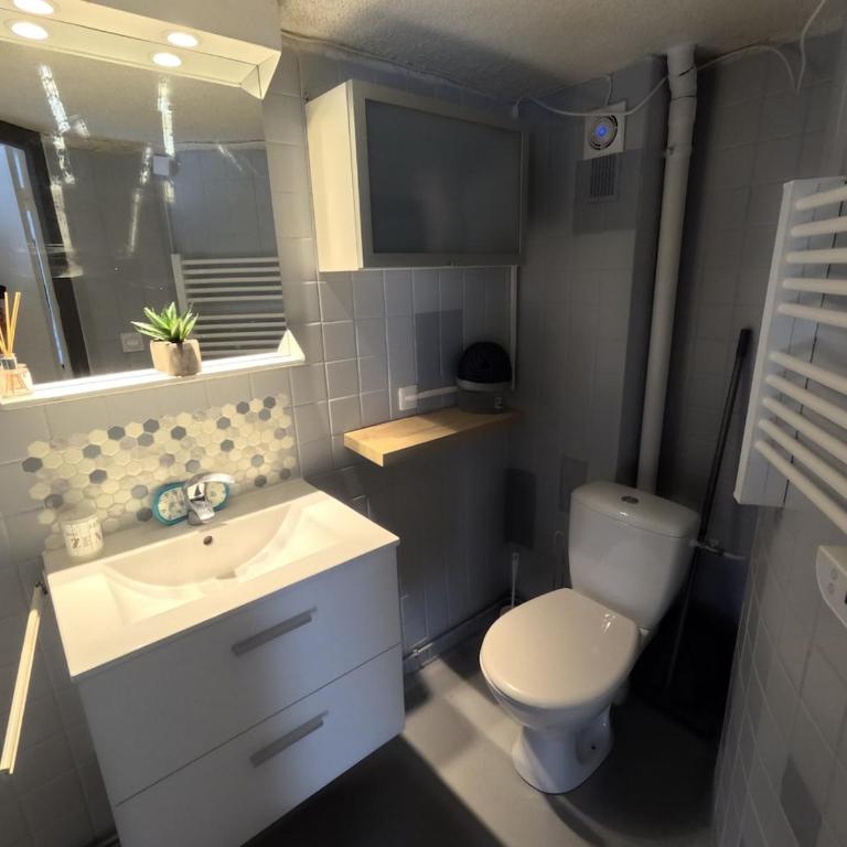 COCON DUPLEX-TERRASSE, L'Amélie d'Élo - Appartement 1 Chambre - Vue sur Jardin - 14