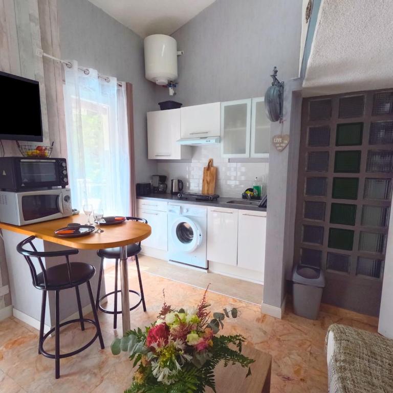COCON DUPLEX-TERRASSE, L'Amélie d'Élo - Appartement 1 Chambre - Vue sur Jardin - 6