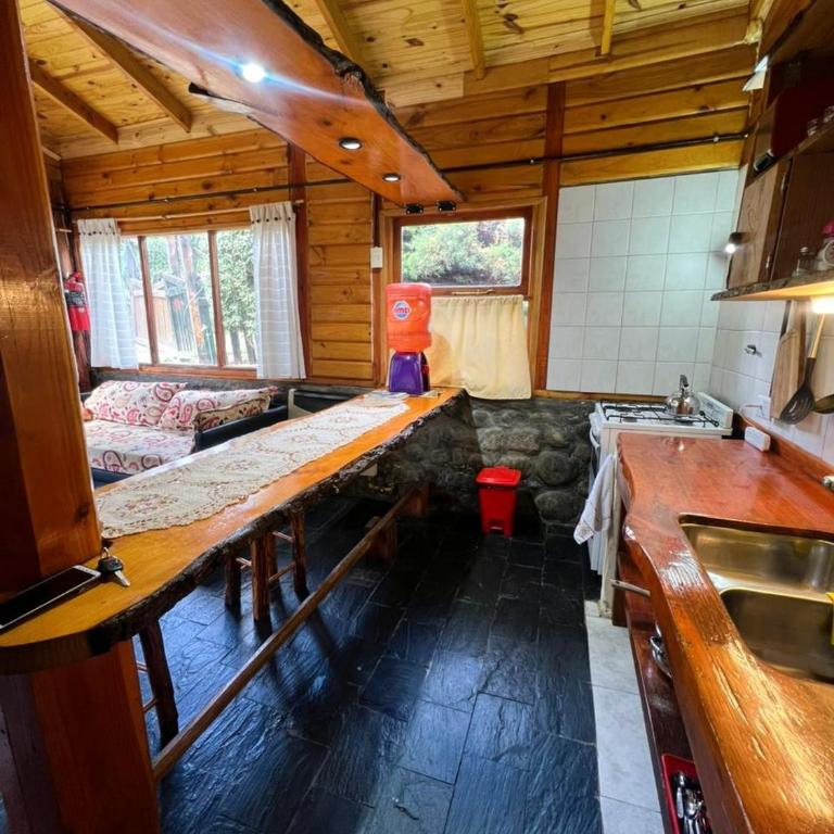 Rustik Palace - One-Bedroom Chalet - 16