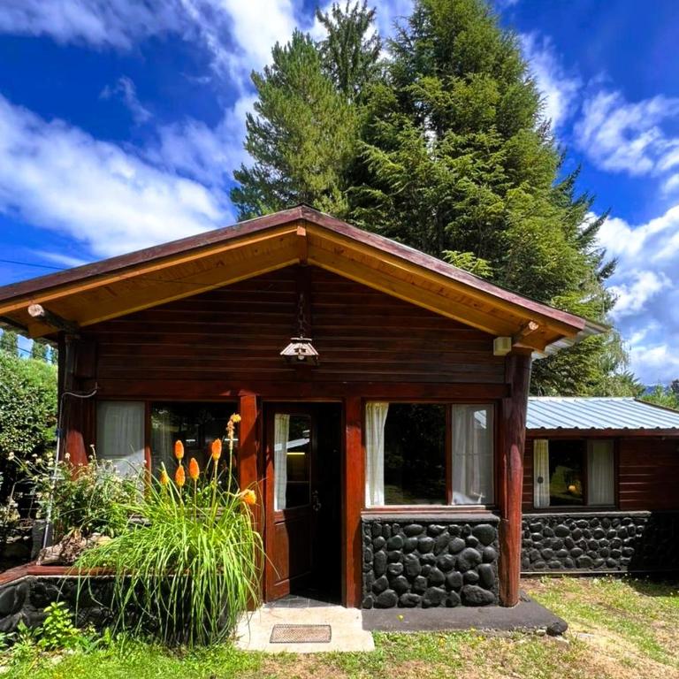 Rustik Palace - One-Bedroom Chalet - 20