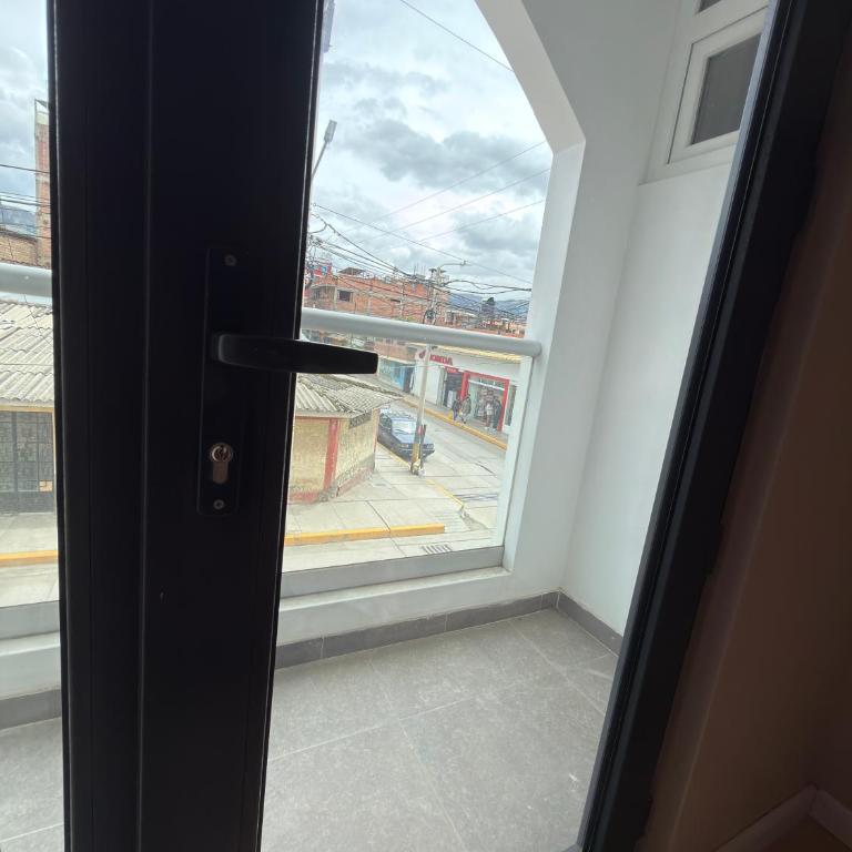 Moose Andino - Three-Bedroom Apartment Suite - 31