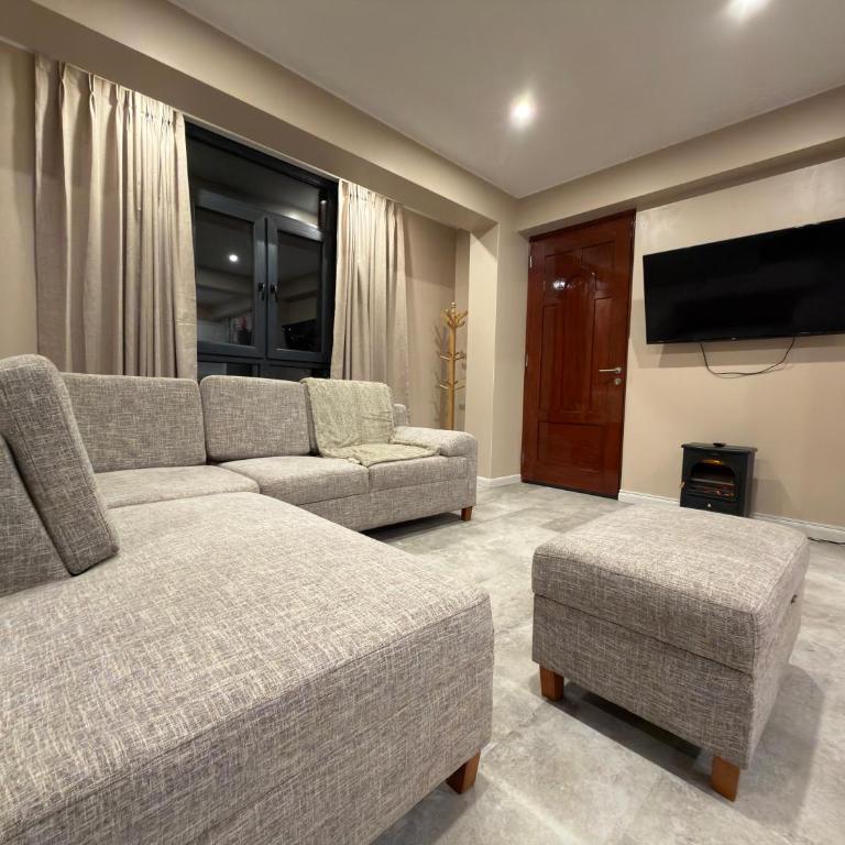 Moose Andino - Three-Bedroom Apartment with Mountain View - 1