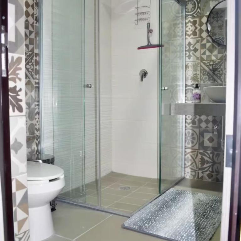 Modern apartment on newly renovated avenue 5 m south point - Two-Bedroom Apartment - 24