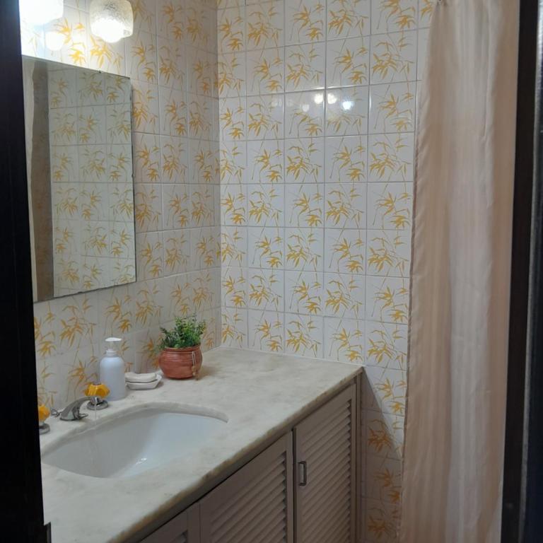 Roosvelt - Room #1584279001 - 9