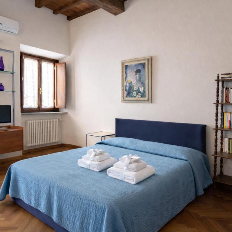 La Corte Del Re Suite & Rooms Arezzo - Standard Triple Room - 1