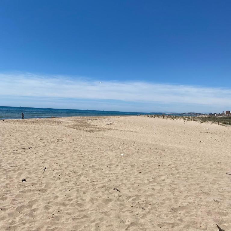 Villa Sitges El Ranch Amaizing Outdoor Areas Beaches at 5 minutes walk Sitges at 15 min drive AC Pool Jacuzzi & Garden XXL - Villa - 54