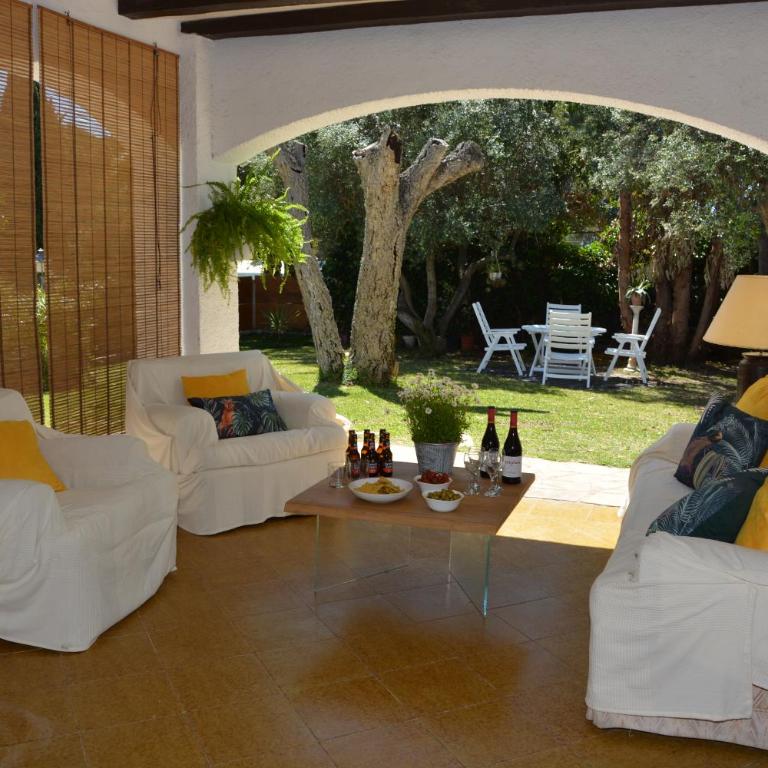 Villa Sitges El Ranch Amaizing Outdoor Areas Beaches at 5 minutes walk Sitges at 15 min drive AC Pool Jacuzzi & Garden XXL - Villa - 45