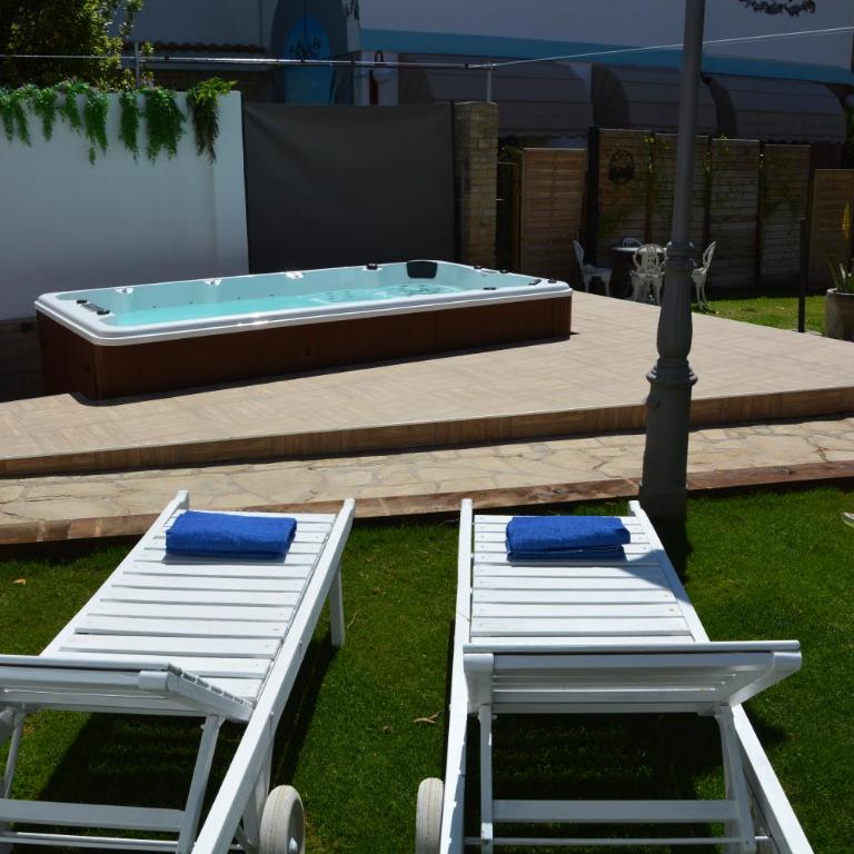 Villa Sitges El Ranch Amaizing Outdoor Areas Beaches at 5 minutes walk Sitges at 15 min drive AC Pool Jacuzzi & Garden XXL - Villa - 44