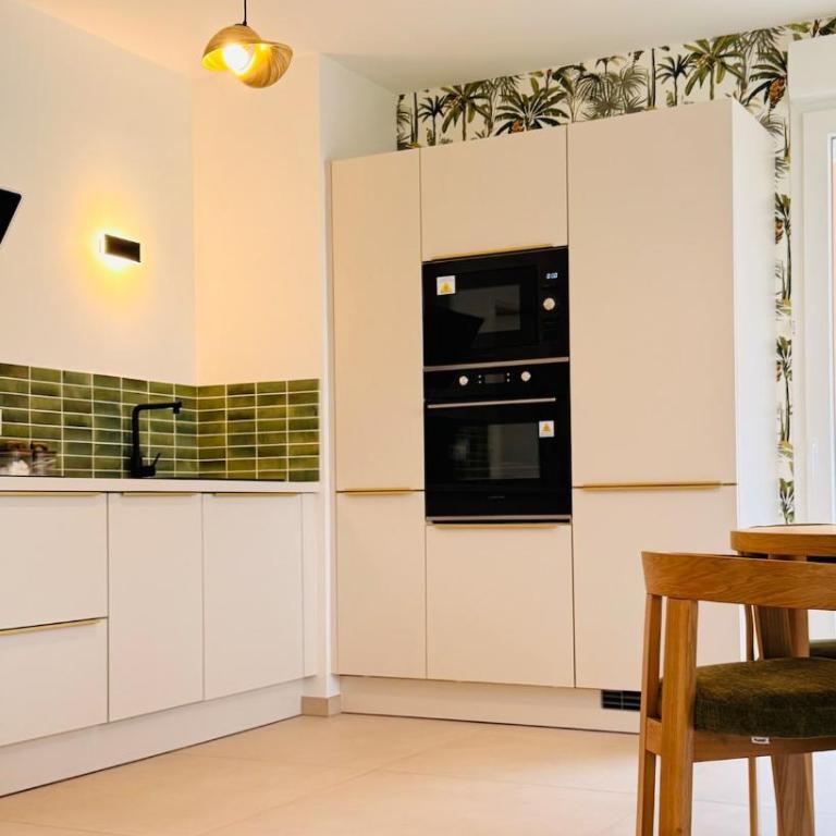 Baloé - 1 min de la plage - errasse et Parking - One-Bedroom Apartment - 56