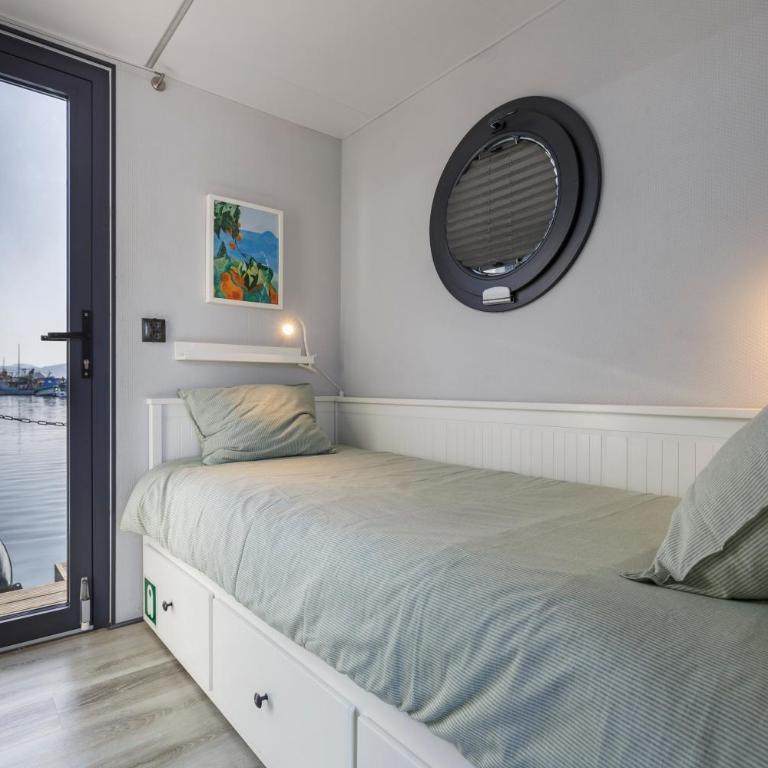 The Homeboat Company Sant'Elmo-Cagliari - Barca con 1 Cabina - 21