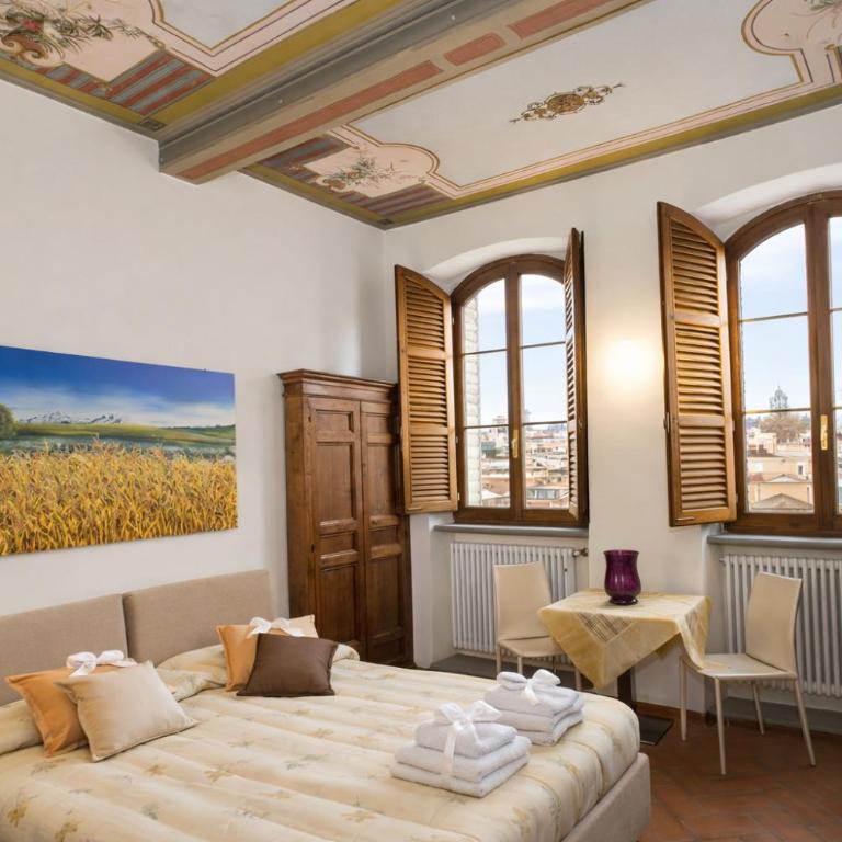 La Corte Del Re Suite & Rooms Arezzo - Deluxe Suite - 2