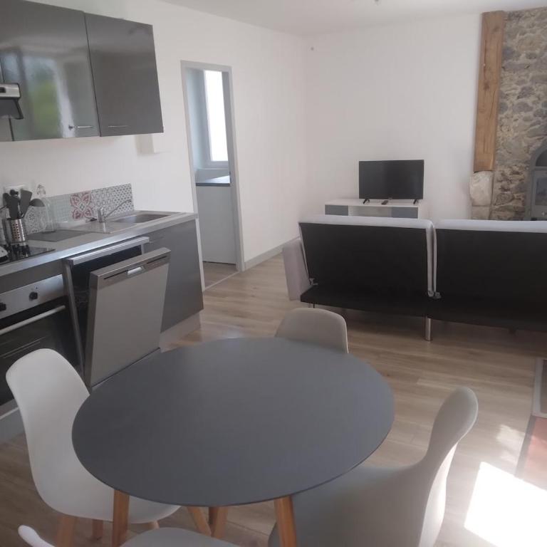 Appartement T2-Cambo-les-Bains - Apartamento de 1 dormitorio - 4