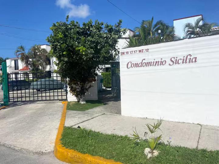 Cozy and central private room with pool - Apartamento de 1 dormitorio - 18