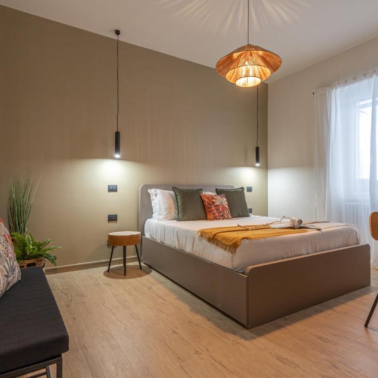 YCH-Ambra Apartments a San Giovanni - Camera Tripla - 5
