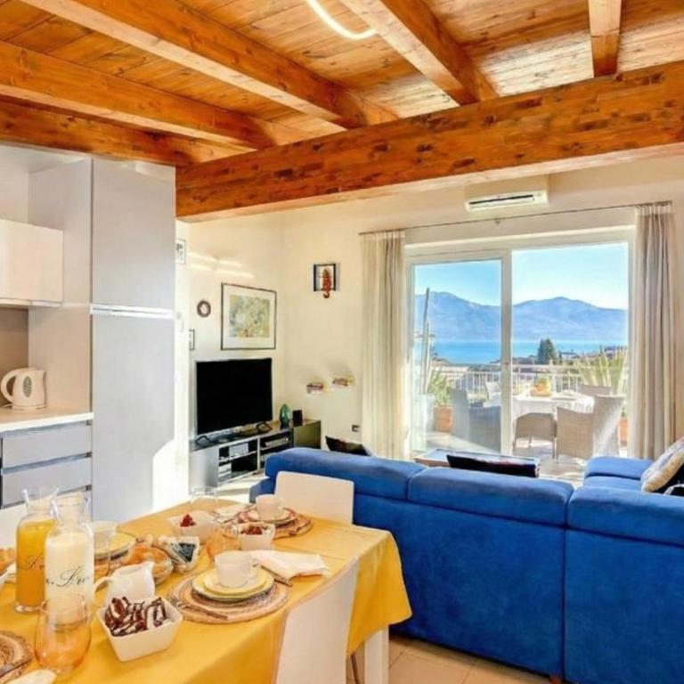 Surfing on the Lake DesenzanoLoft Official Partner Homes & Villas by Marriott Bonvoy - Appartamento con Vista Lago - 10