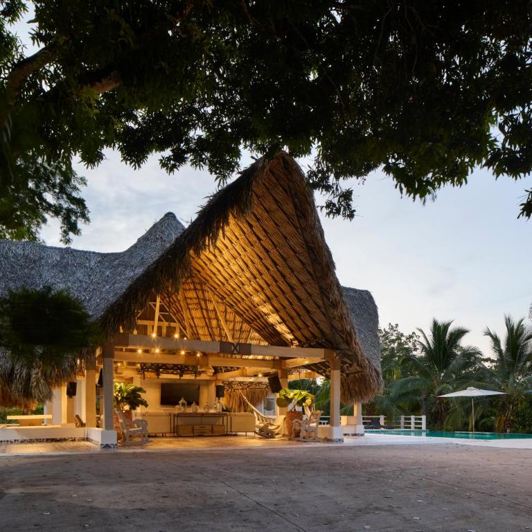 Tropical Luxury Experience in Los Mangos! - Room #1584335501 - 3