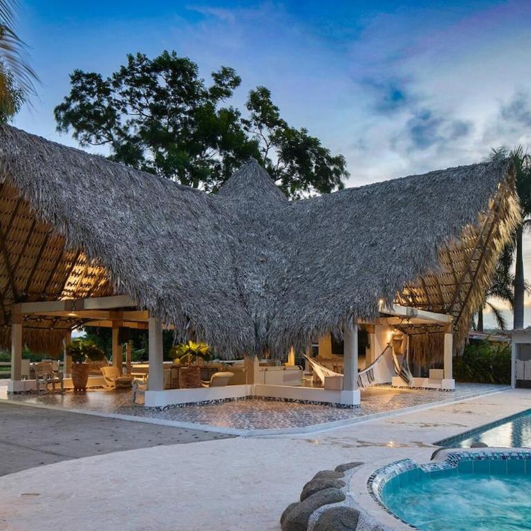 Tropical Luxury Experience in Los Mangos! - Room #1584335501 - 39